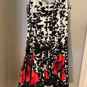 Nine West never worn beautiful Poppy Dress